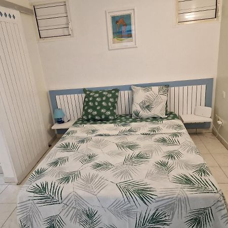 Appartement Spacieux Vue Sur Mer La Trinité Exteriör bild